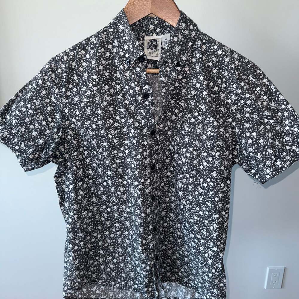 Kennington Ltd. Black Floral Print Short Sleeve Button Up Shirt